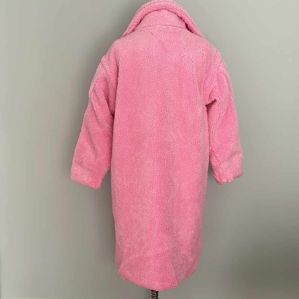 Fashion Nova, Pink Oversized teddy bear coat size S/M - Picture 3 of 9